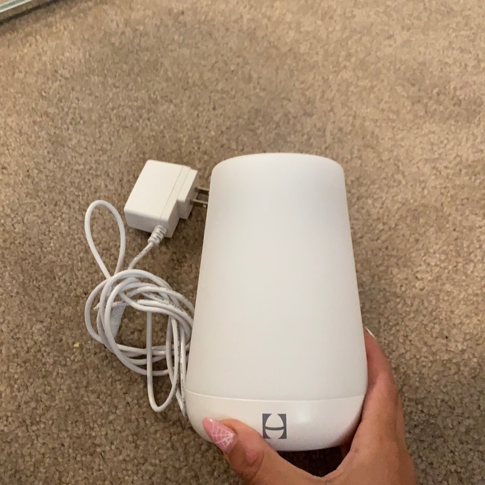 Hatch baby nightlight/sound machine